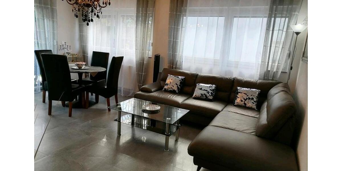 Einfamilienhaus Freilassing - 8 Zimmer, 350 m&sup2;, 430.000&euro; | Angebot:25363238