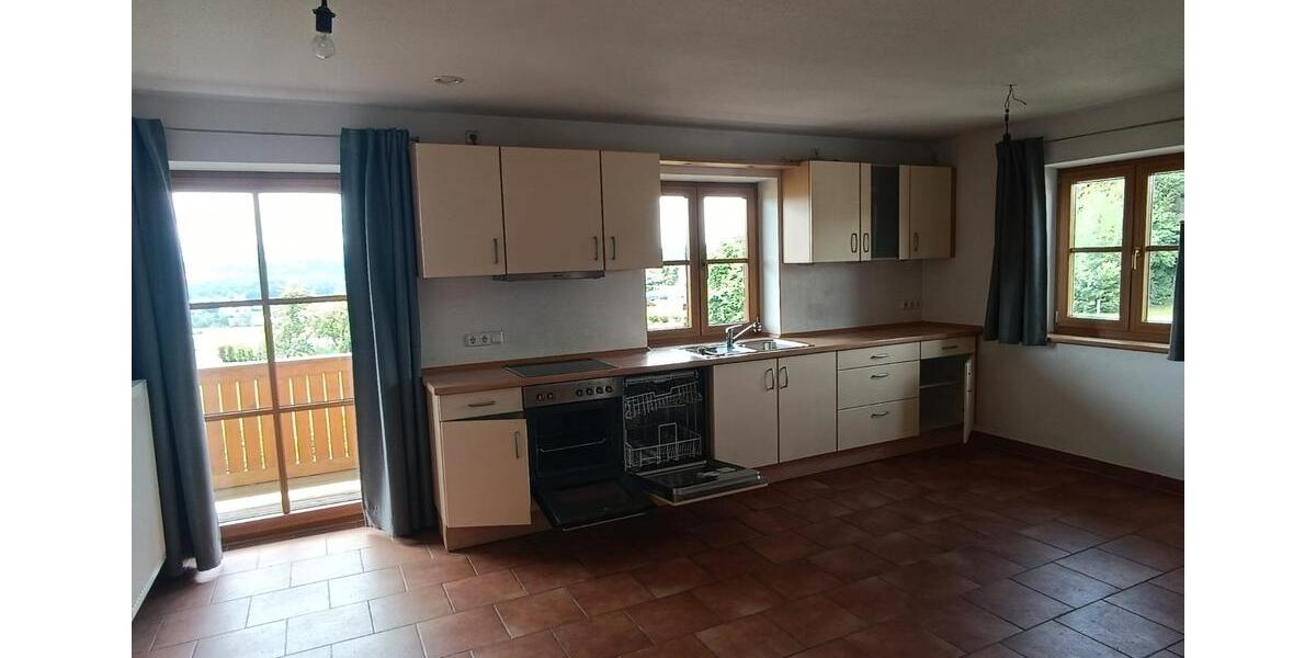 Etagenwohnung Waging am See Fisching - 4 Zimmer, 136 m&sup2;, 1.600&euro; | Angebot:25992260
