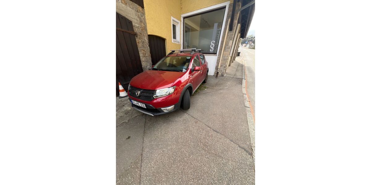 Dacia Sandero 72.000 km 6.000 &euro; Tittmoning 84529