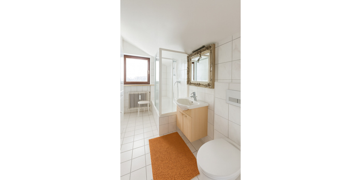 Etagenwohnung Siegsdorf Hörgering - 3 Zimmer, 95 m&sup2;, 299.000&euro; | Angebot:25686052