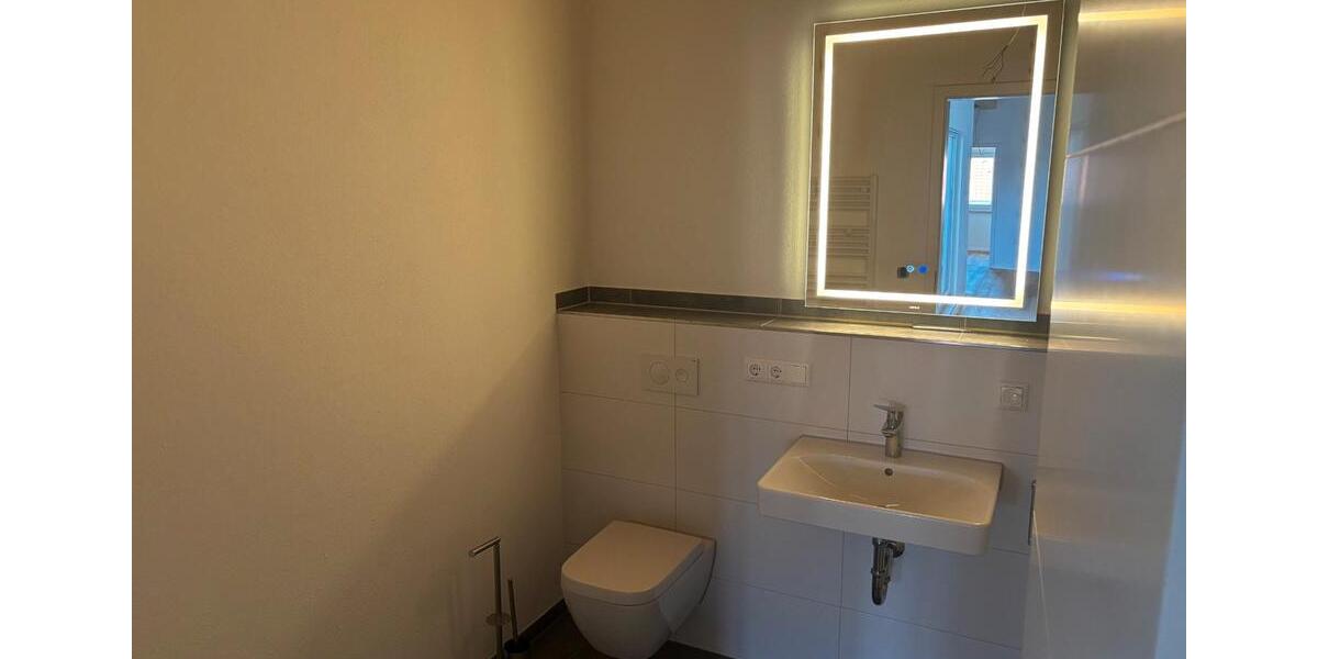 Dachgeschoßwohnung Feichten an der Alz - 4 Zimmer, 89 m&sup2;, 1.215&euro; | Angebot:25481408