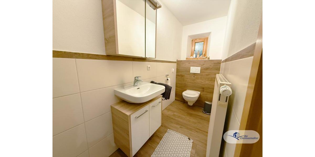 Etagenwohnung Aschau im Chiemgau - 4 Zimmer, 152 m&sup2;, 1.450&euro; | Angebot:25251371