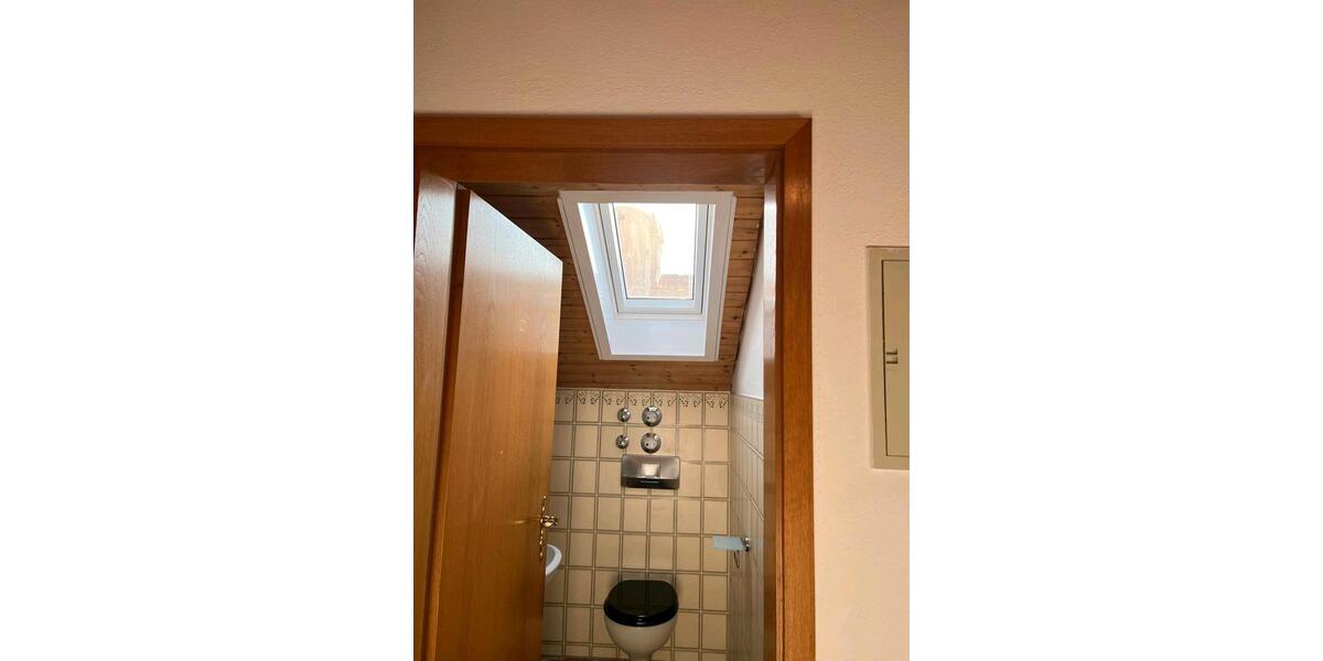 Dachgeschoßwohnung Trostberg - 2 Zimmer, 77 m&sup2;, 750&euro; | Angebot:25965969