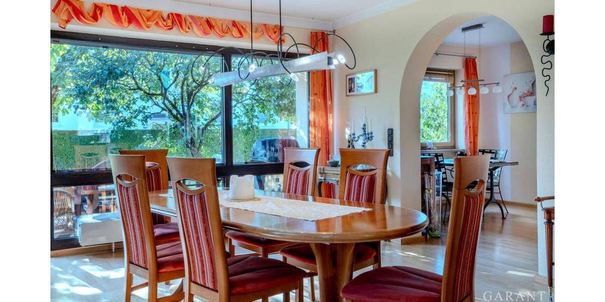 Einfamilienhaus Bad Reichenhall - 8 Zimmer, 230 m&sup2;, 1.195.000&euro; | Angebot:26345539