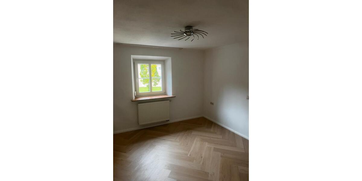 Etagenwohnung Bad Reichenhall - 2 Zimmer, 55 m&sup2;, 1.100&euro; | Angebot:25978829