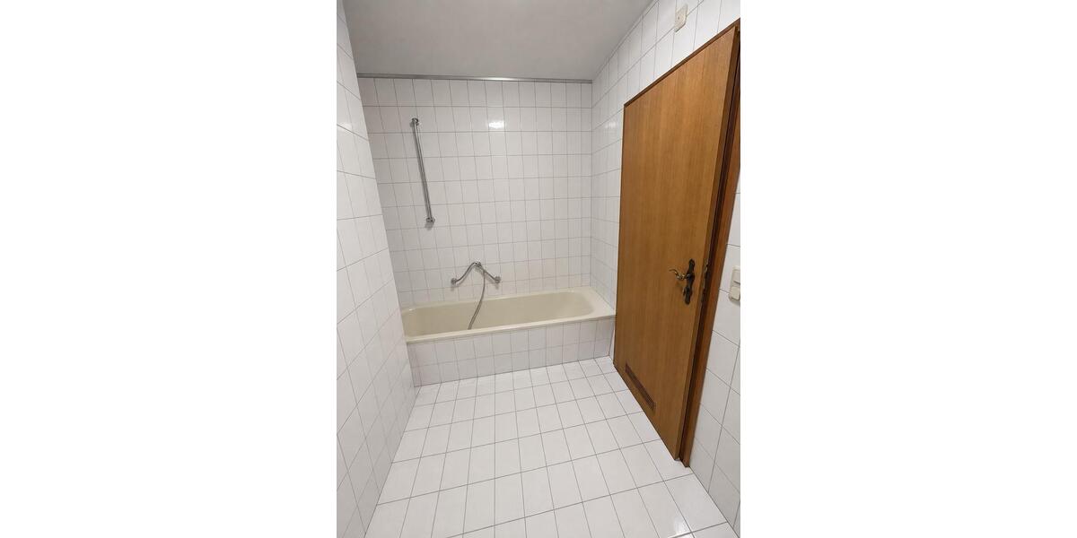 Etagenwohnung Bad Reichenhall - 2 Zimmer, 66 m&sup2;, 325.000&euro; | Angebot:27211008