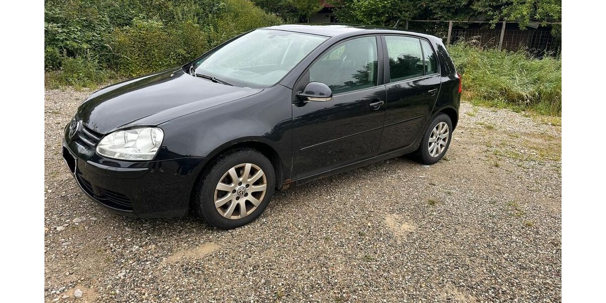 VW Golf 261.120 km 1.500 &euro; Eggstätt 83125