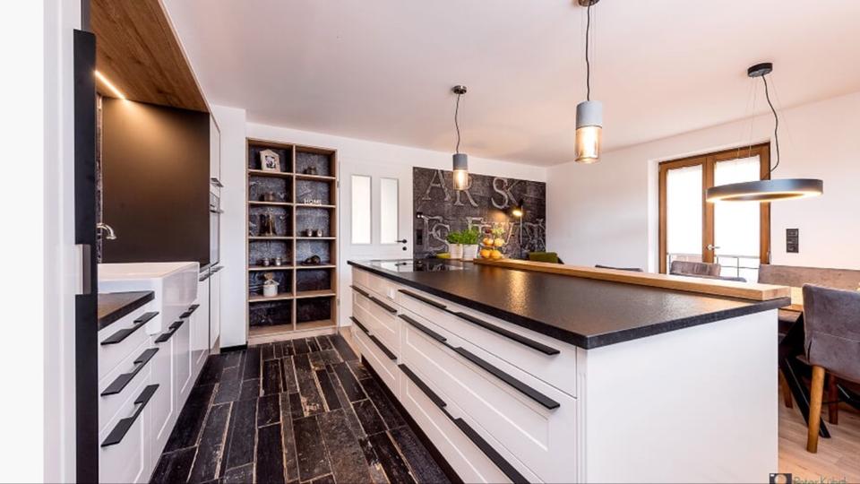 Einfamilienhaus Laufen - 6 Zimmer, 180 m&sup2;, 895.000&euro; | Angebot:24534427