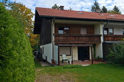 Haus Traunreut Irsing - 5.5 Zimmer, 140 m&sup2;, 1.220&euro; | Angebot:27620956