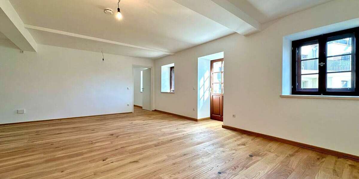 Etagenwohnung Freilassing - 2 Zimmer, 63 m&sup2;, 350.000&euro; | Angebot:24506537
