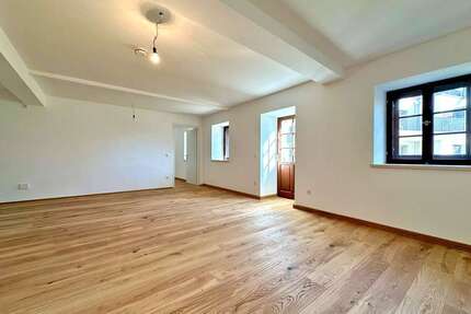 Wohnung Freilassing - 2 Zimmer, 63 m&sup2;, 350.000&euro; | Angebot:24506537