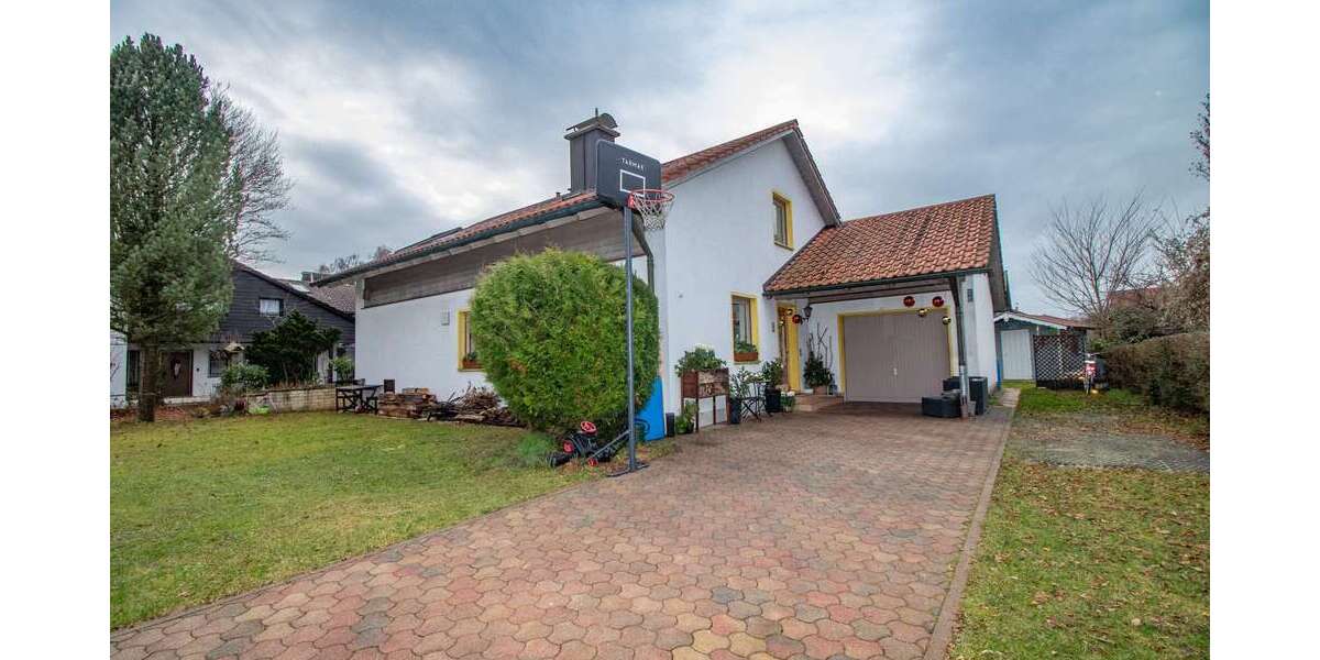 Einfamilienhaus Surheim Surheim - 5 Zimmer, 145 m&sup2;, 650.000&euro; | Angebot:25931952