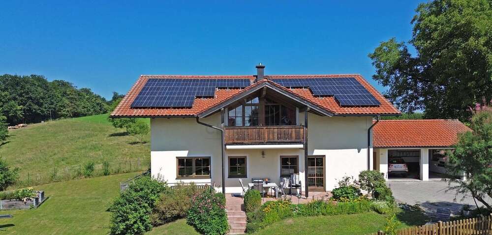 Einfamilienhaus Taching am See - 8 Zimmer, 271 m&sup2;, 1.249.900&euro; | Angebot:22561175