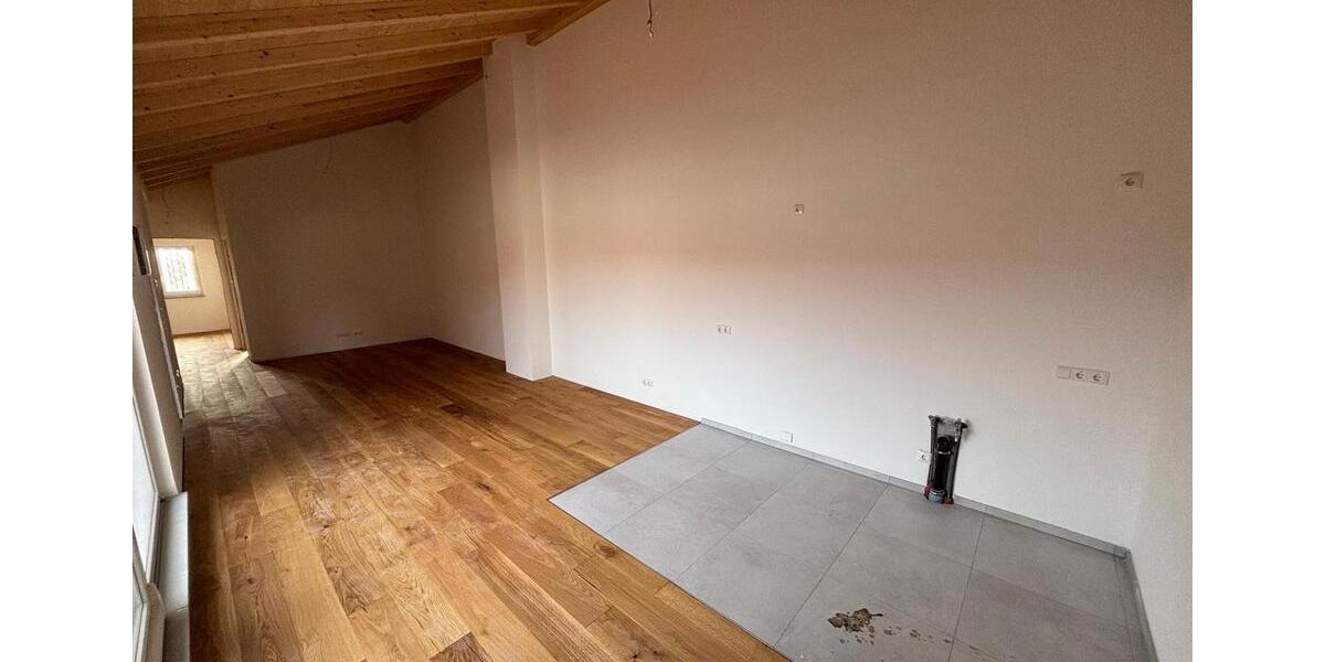 Dachgeschoßwohnung Feichten an der Alz - 4 Zimmer, 106 m&sup2;, 1.387&euro; | Angebot:24215253