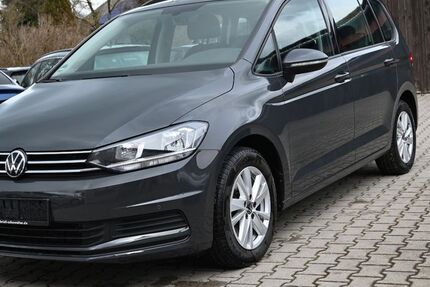 VW Touran 103.000 km 21.999 &euro; Petting /Waging am See 83367
