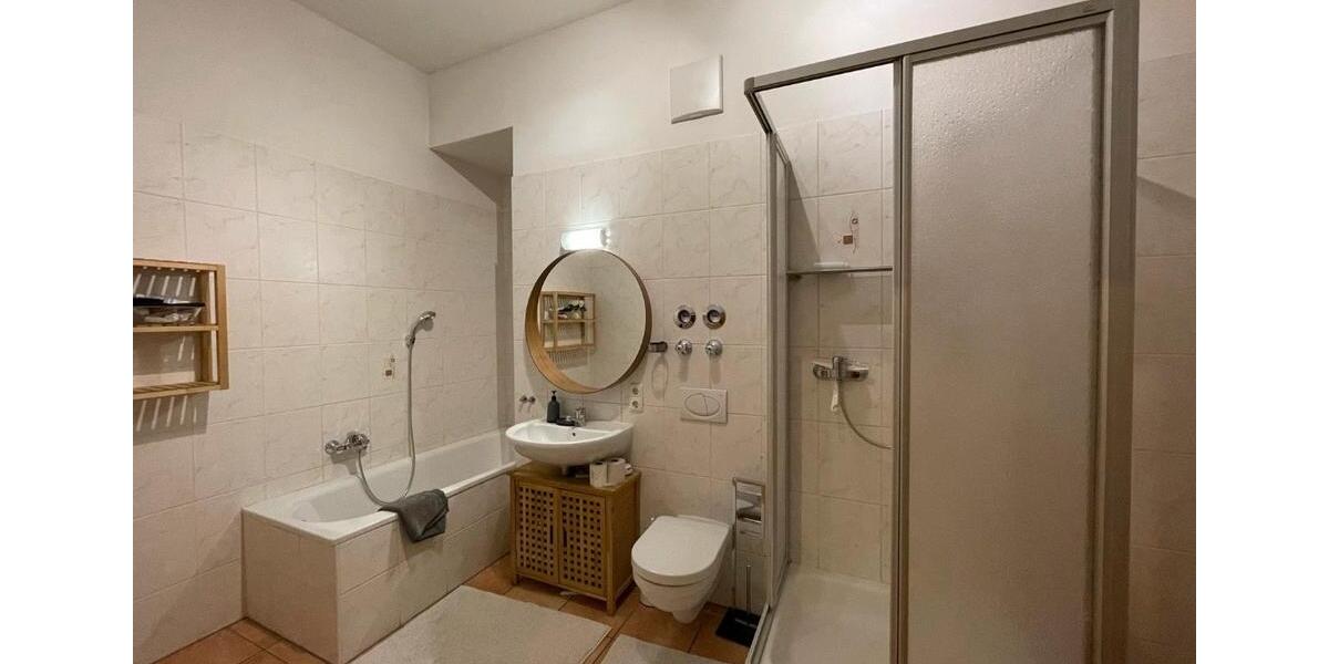 Etagenwohnung Traunstein - 2.5 Zimmer, 78 m&sup2;, 900&euro; | Angebot:24660522