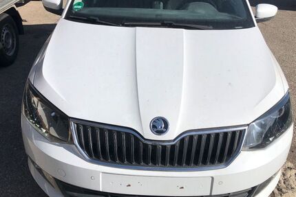 Skoda Fabia 90.468 km 8.400 &euro; Traunstein 83278