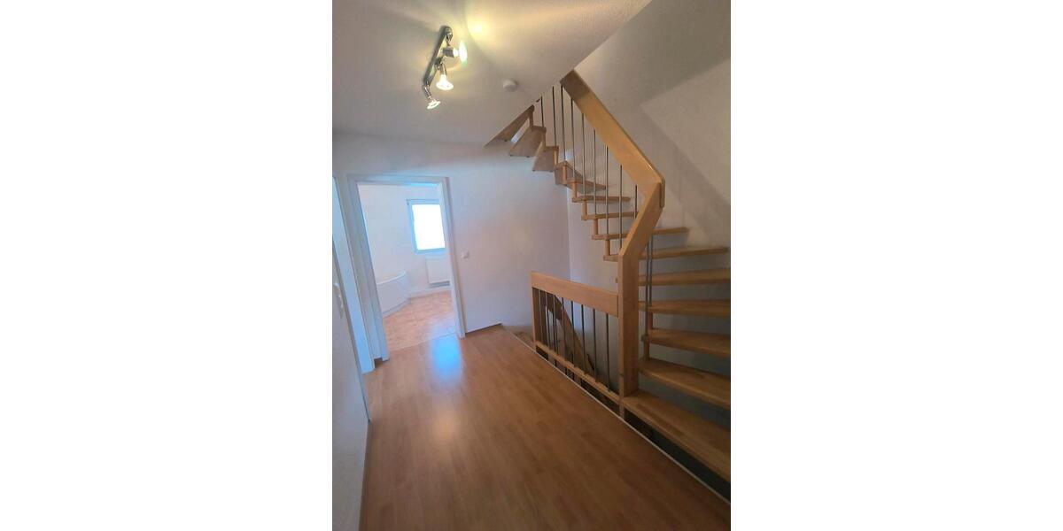 Doppelhaushälfte Kienberg - 4 Zimmer, 135 m&sup2;, 1.400&euro; | Angebot:27617189