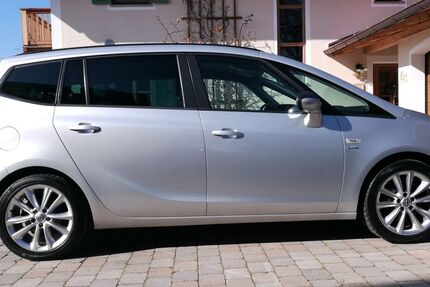 Opel Zafira Tourer 170.000 km 6.100 &euro; Fridolfing 83413