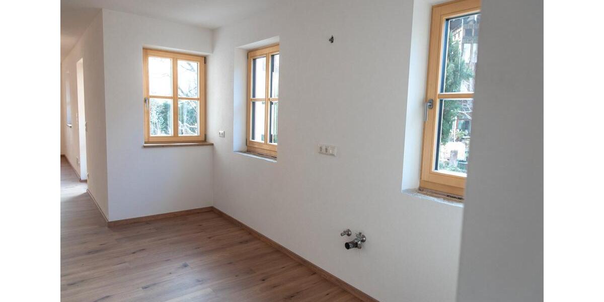 Doppelhaushälfte Marquartstein - 4 Zimmer, 120 m&sup2;, 2.170&euro; | Angebot:26026460