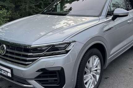 VW Touareg 336.000 km 27.500 &euro; Traunstein, GKSt 83278
