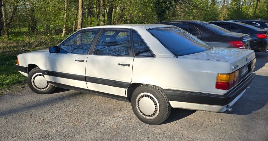 Audi 100 266.700 km 3.900 &euro; Freilassing 83395