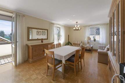 Wohnung Freilassing - 4 Zimmer, 124 m&sup2;, 499.000&euro; | Angebot:25694603