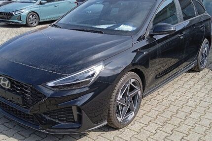 Hyundai i30 11.899 km 26.899 &euro; Traunstein 83278