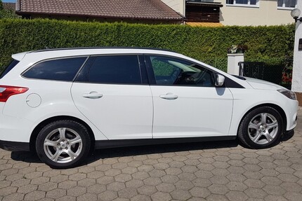 Ford Focus Kombi 138.000 km 5.800 &euro; Ainring 83404