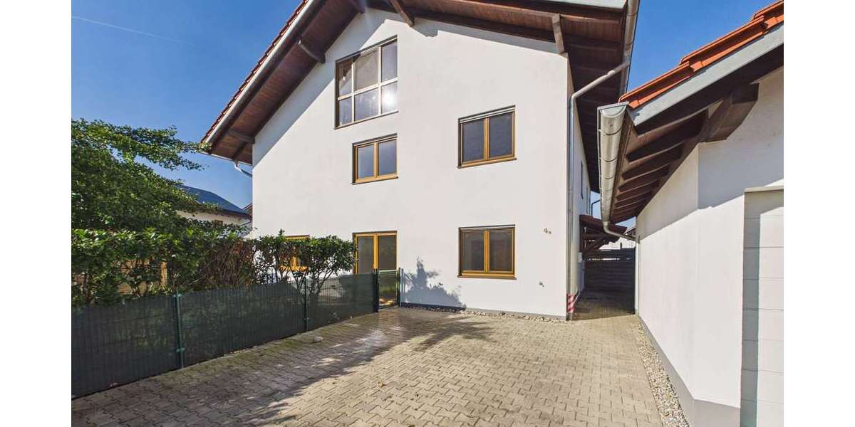 Einfamilienhaus Tacherting - 6 Zimmer, 180 m&sup2;, 1.800&euro; | Angebot:27515737
