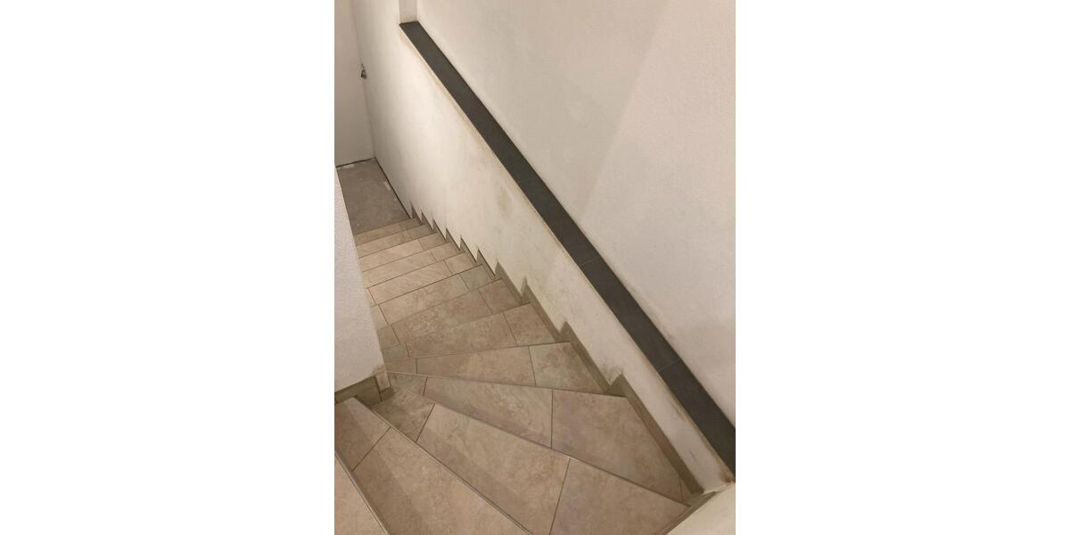 Erdgeschoßwohnung Schnaitsee - 2.5 Zimmer, 90 m&sup2;, 1.100&euro; | Angebot:25407926