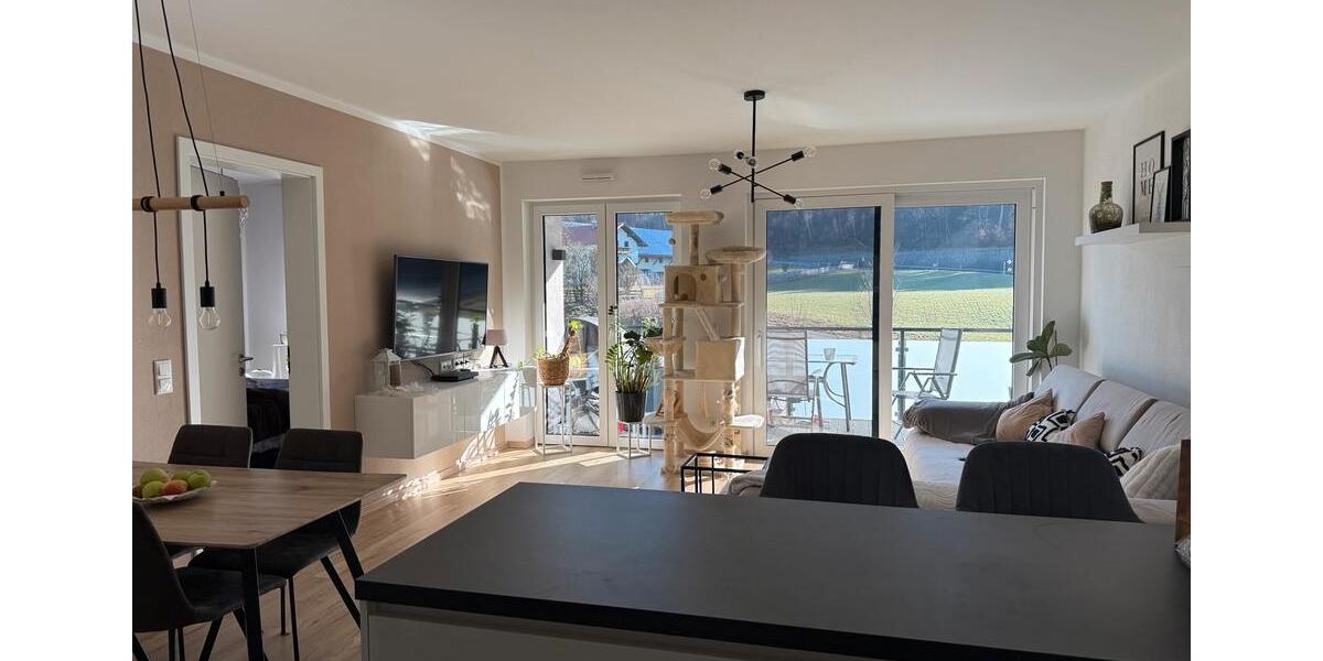 Etagenwohnung Trostberg - 3 Zimmer, 80 m&sup2;, 400.000&euro; | Angebot:25568963