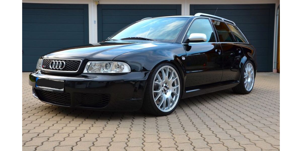 Audi RS4 82.900 km 81.999 &euro; Tittmoning 84529