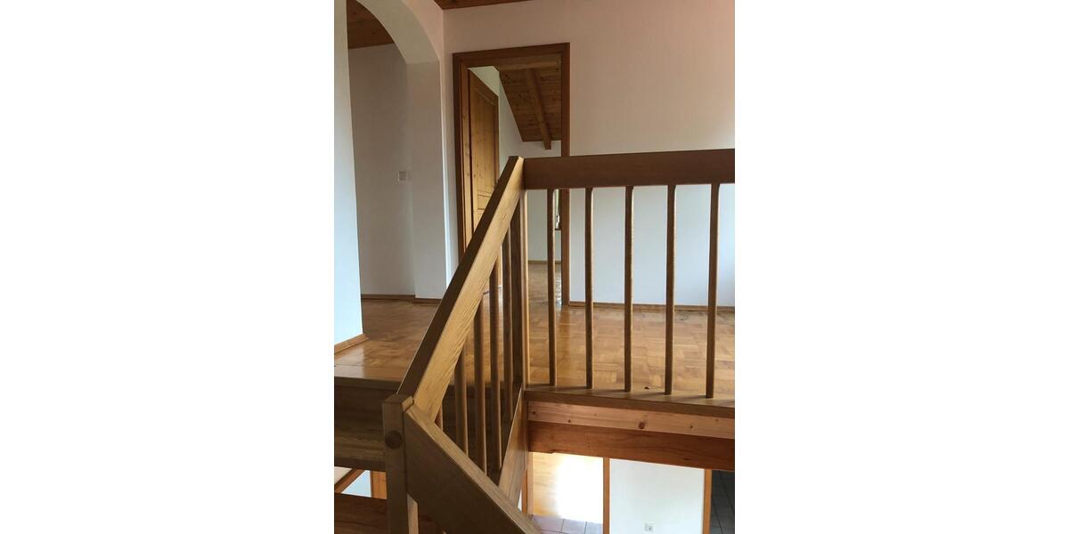 Einfamilienhaus Traunreut St. Georgen - 5 Zimmer, 175 m&sup2;, 1.900&euro; | Angebot:25590839
