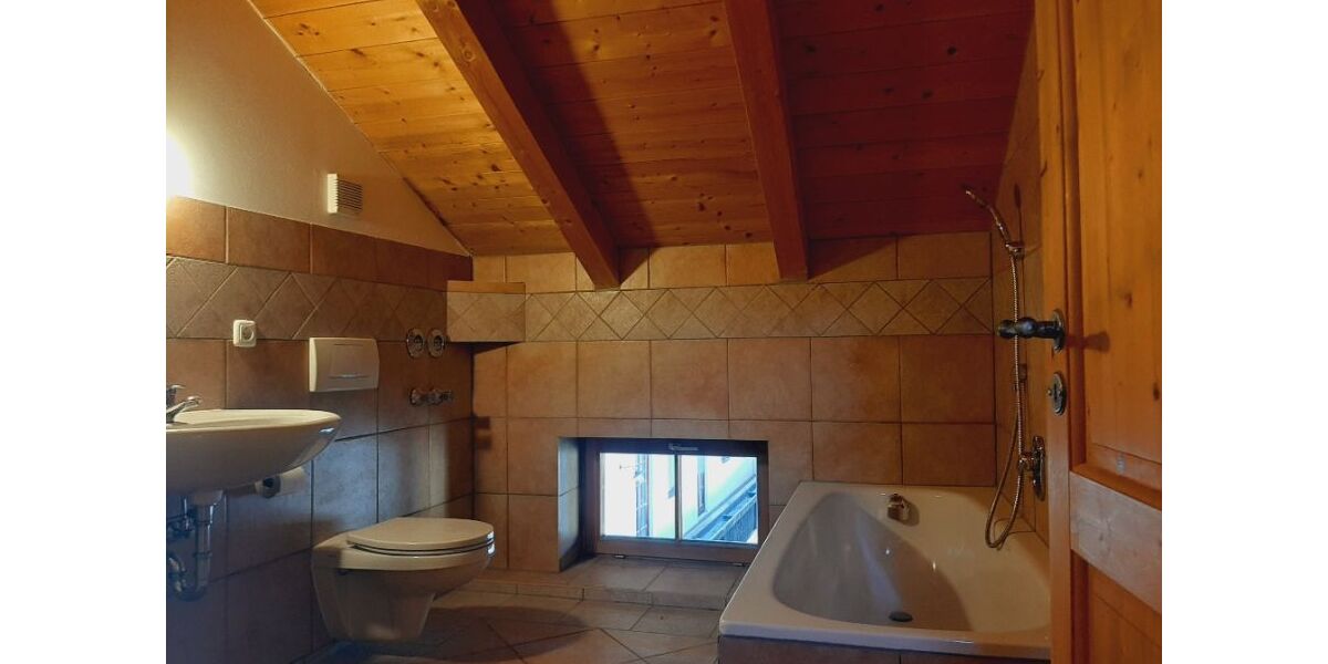 Idylle pur-traumhafte Wohnung im Einödhof Südwest - 4- Tittmoning Murschall | Angebot:26014295