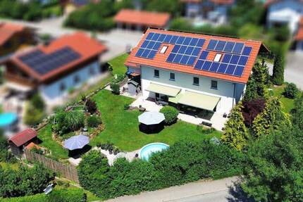 Haus Kienberg Labering - 9 Zimmer, 270 m&sup2;, 875.000&euro; | Angebot:25823834