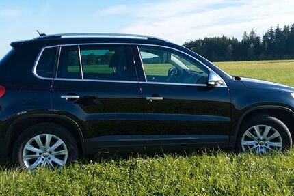 VW Tiguan 171.000 km 8.400 &euro; Tacherting 83342