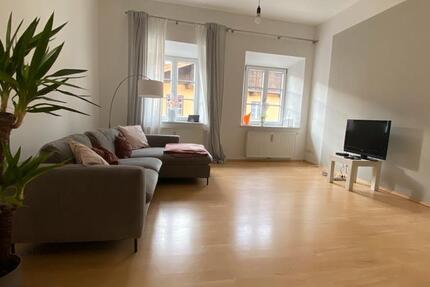 Wohnung Traunstein - 2.5 Zimmer, 78 m&sup2;, 900&euro; | Angebot:24660522