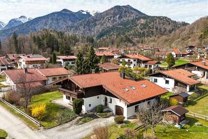 Haus Schleching - 4 Zimmer, 205 m&sup2;, 1.036.000&euro; | Angebot:26118607