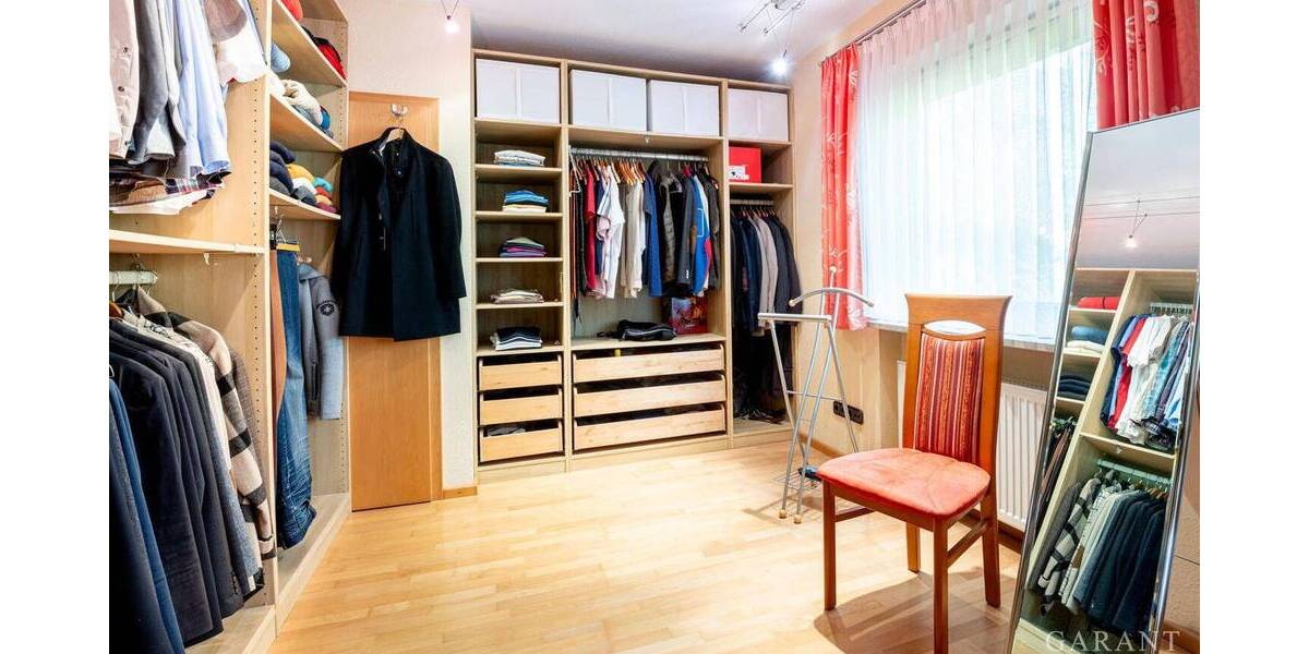 Einfamilienhaus Bad Reichenhall - 8 Zimmer, 230 m&sup2;, 1.195.000&euro; | Angebot:26345539