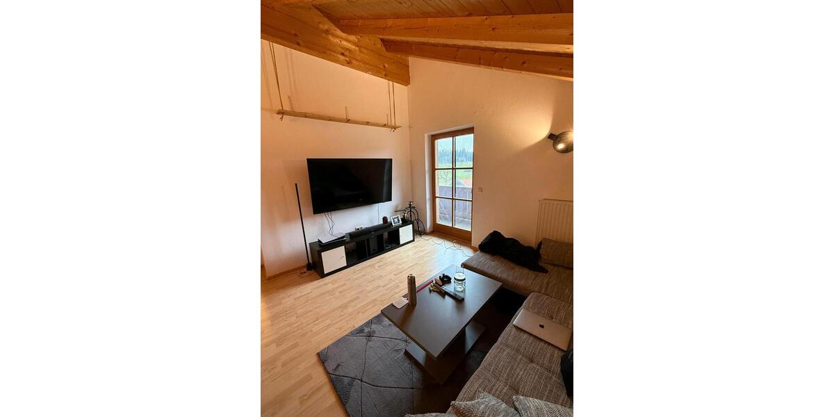 Dachgeschoßwohnung Nußdorf - 3 Zimmer, 70 m&sup2;, 1.000&euro; | Angebot:25992229