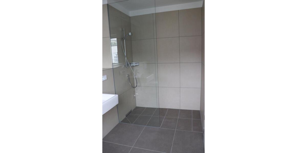 Etagenwohnung Freilassing - 2 Zimmer, 66 m&sup2;, 850&euro; | Angebot:26660068
