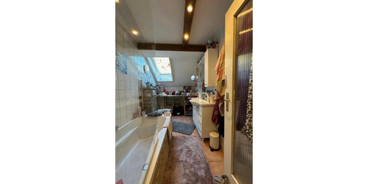 Einfamilienhaus Laufen - 7 Zimmer, 240 m&sup2;, 890.000&euro; | Angebot:27109727