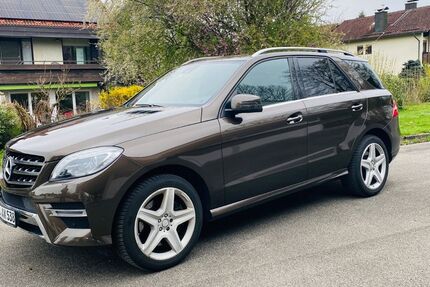 Mercedes-Benz ML 400 151.000 km 21.900 &euro; Laufen 83410