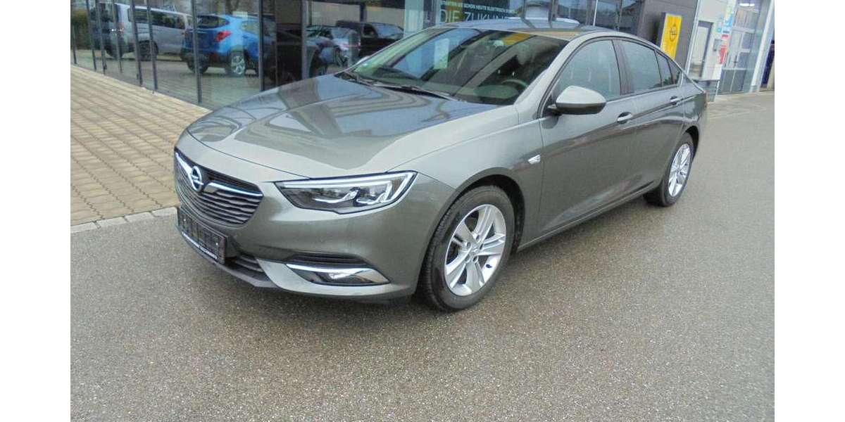 Opel Insignia 81.200 km 15.990 &euro; Petting 83367