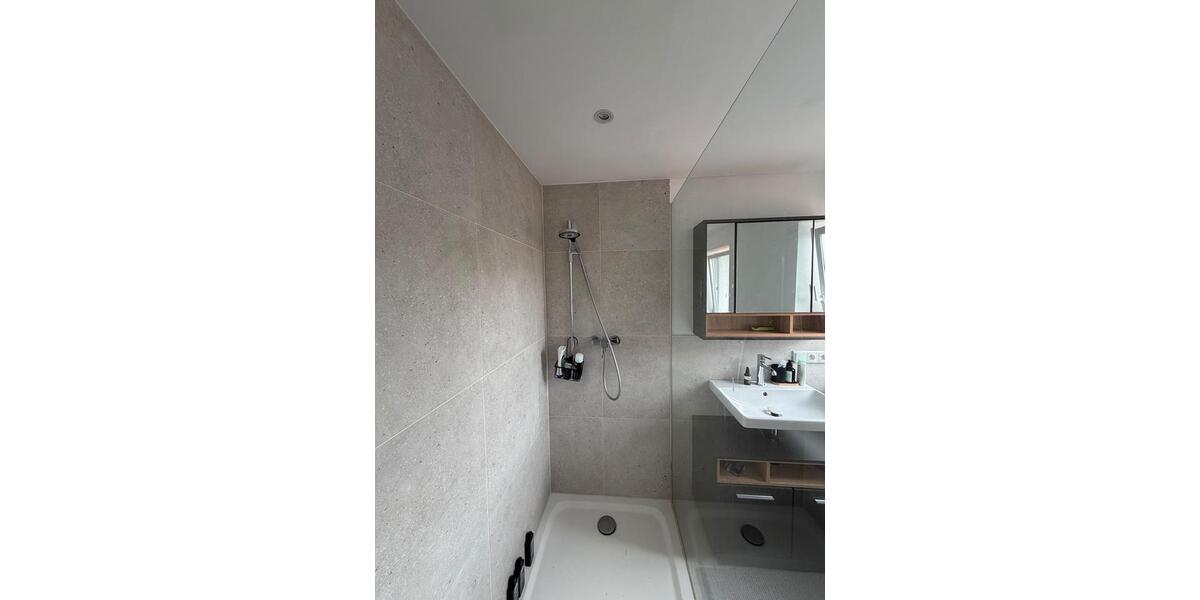 Etagenwohnung Traunreut Arleting - 2 Zimmer, 66 m&sup2;, 900&euro; | Angebot:27601916