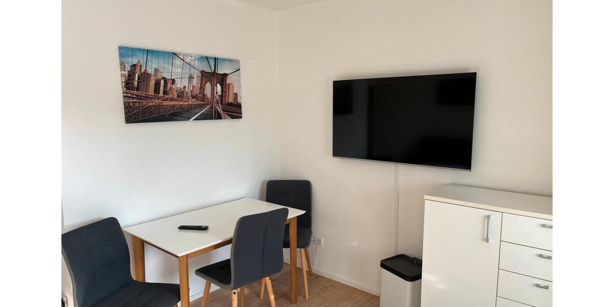 Etagenwohnung Traunreut Irsing - 1.5 Zimmer, 42 m&sup2;, 750&euro; | Angebot:26049408