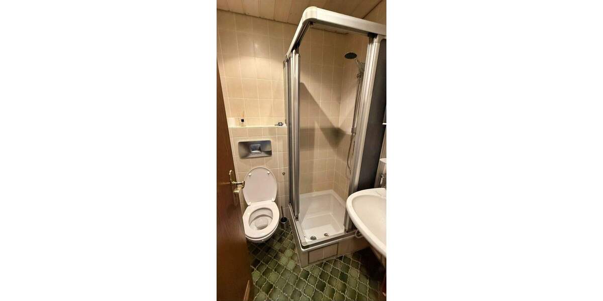 Etagenwohnung Freilassing - 3 Zimmer, 81 m&sup2;, 299.000&euro; | Angebot:25689998