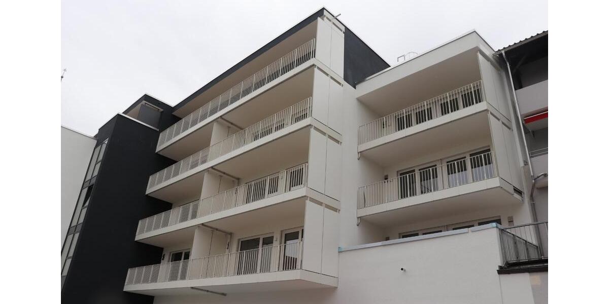 Etagenwohnung Freilassing - 2 Zimmer, 66 m&sup2;, 850&euro; | Angebot:26660068