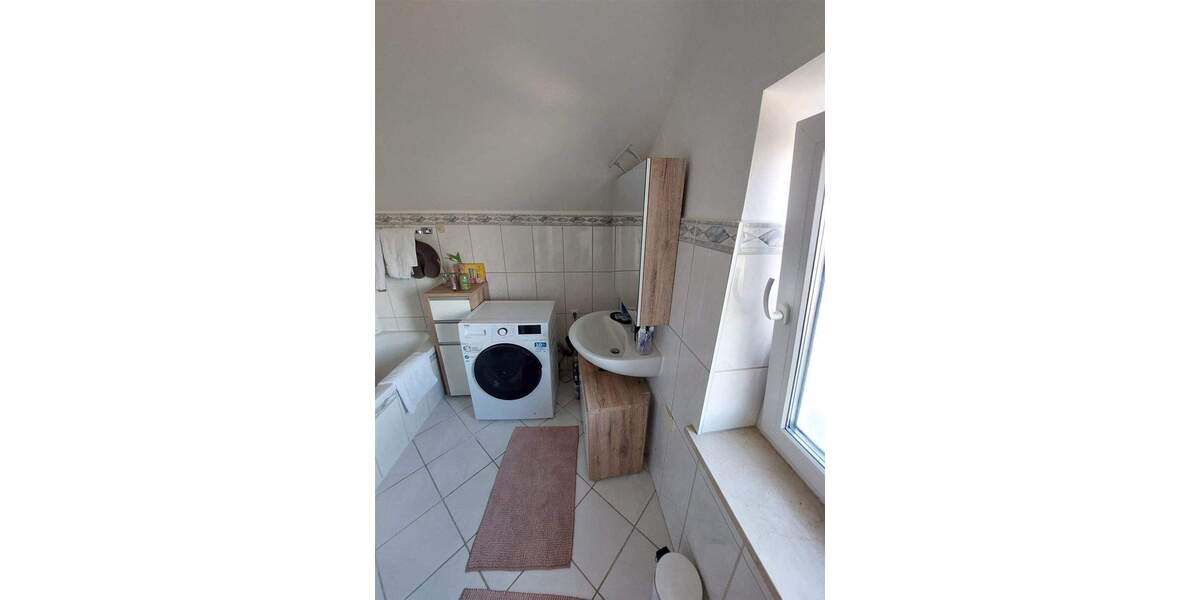 Mehrfamilienhaus, Wohnhaus Fridolfing - 9 Zimmer, 479.500&euro; | Angebot:25664425